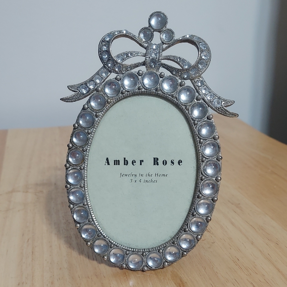 Vintage Amber Rose Jewelry in the Home 3x4 Oval Picture Frame Silver Tone Bow